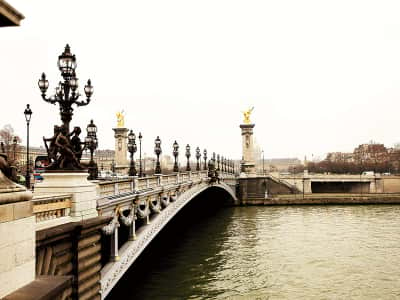 Фотошпалери Міст з ліхтарями в Парижі