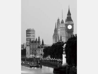 Фотообои Лондон чёрно-белый
