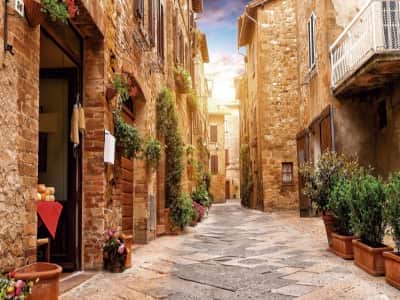 Фотообои Красивая улочка в Италии