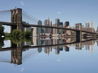 Фотообои Отражение моста в воде