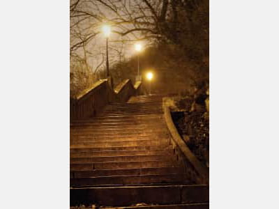 Фотообои Широкая каменная лестница