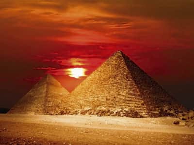 Фотошпалери Піраміди на заході