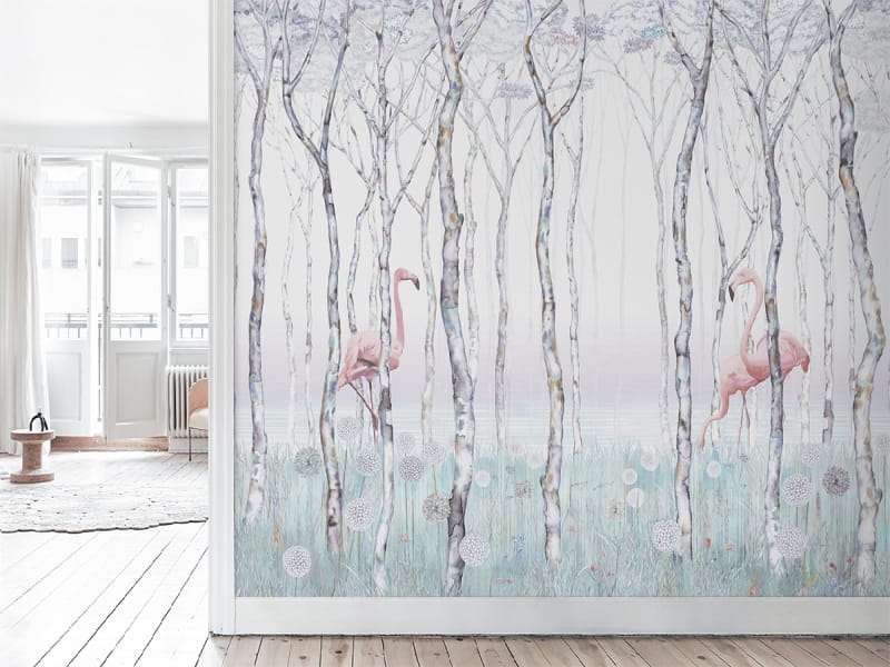 Фотообои Фламинго в лесу в интерьере холла