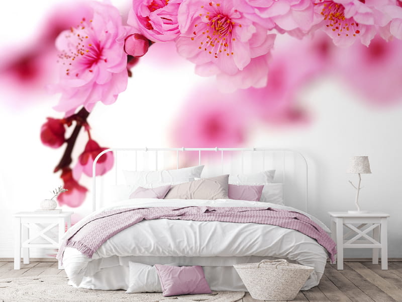 Фотообои Цветущая сакура в интерьере спальни