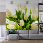 Миниатюра фотообоев Белые тюльпаны в интерьере гостиной