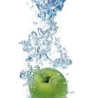 Превью фотоошпалер Яблуко у воді